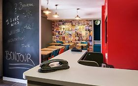 Hotelf1 Perpignan Sud